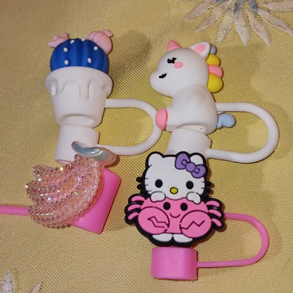 Stanley 10MM Straw Toppers 4Pack(#6) Unicorn, Hello Kitty, Shooting Star, Cactus - Picture 1 of 5